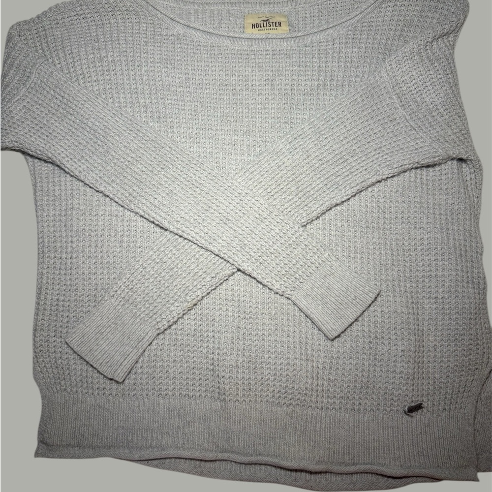 Hollister Cream Crew Neck Sweater with Ribbed Texture